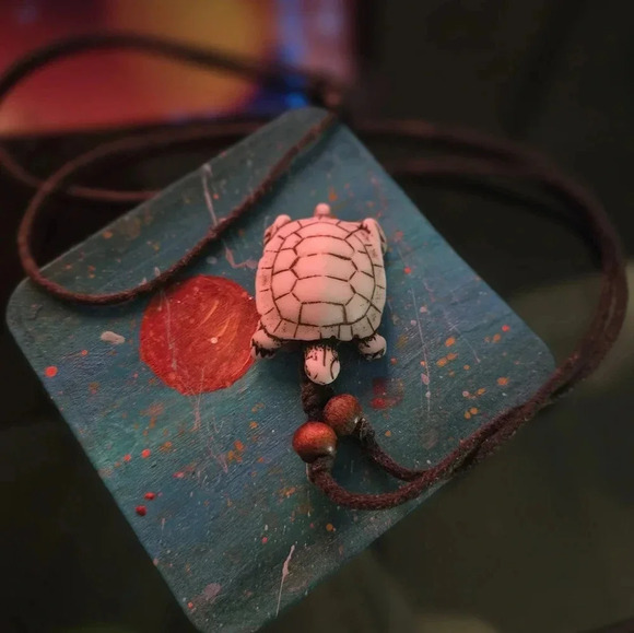 Adjustable Turtle Necklace - Picture 1 of 7